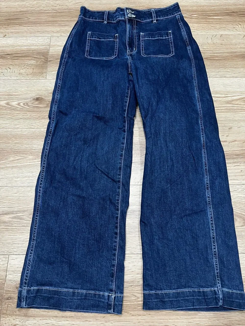 Old Navy Extra High-Rise Sky-Hi Wide Leg Jeans Size 8 Dark Wash (A01)